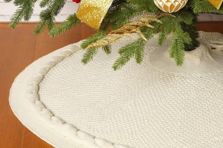 Unwrapping Joy: Top 3 Christmas Tree Skirts under $35 for Everyone